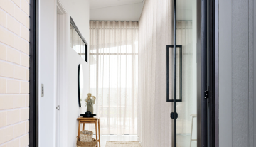 Commercial Aluminium Hinged Door